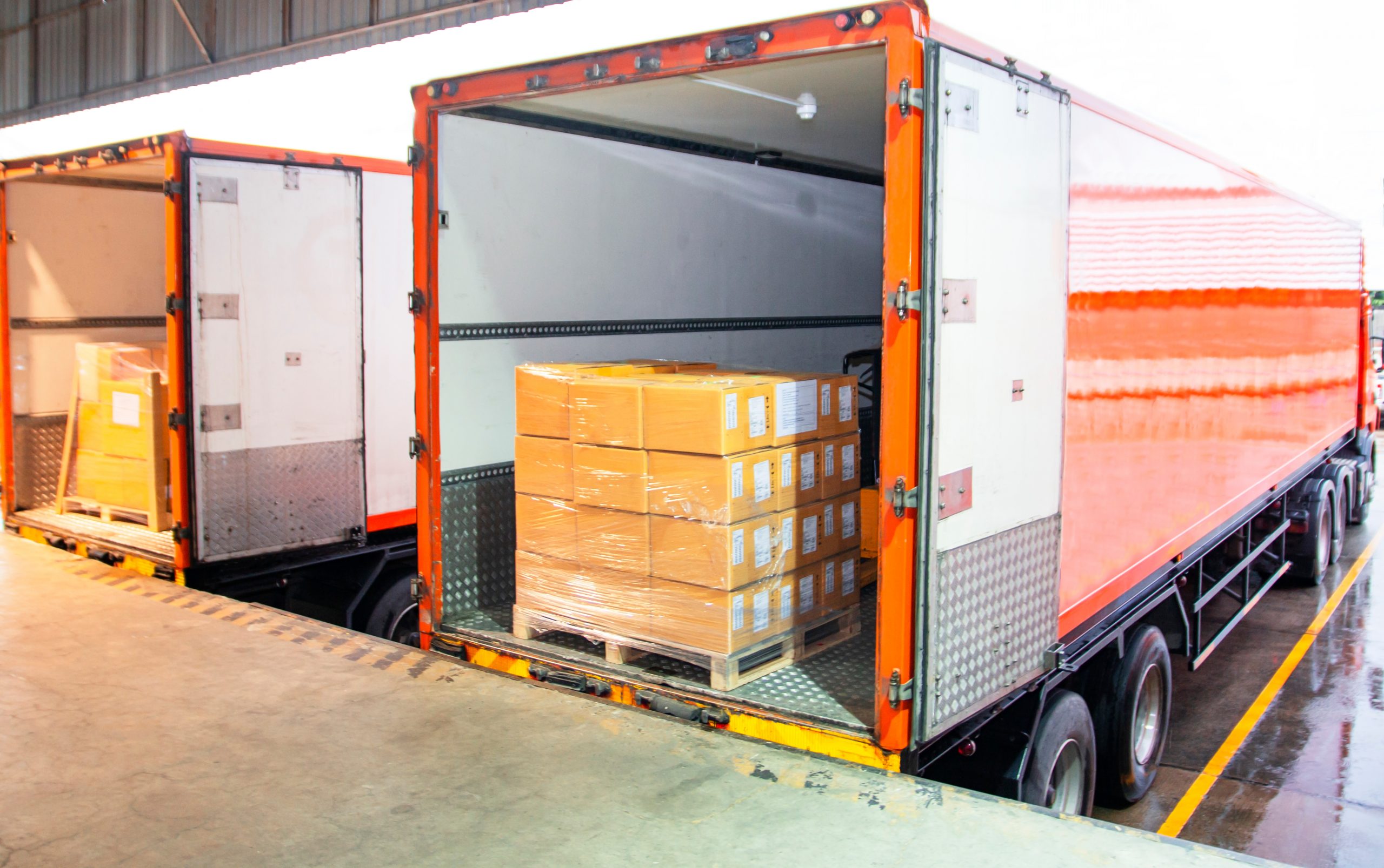 Cargo,Freight,Truck.,Shipment,,Delivery,Service.,Logistics,And,Transportation.,Warehouse
